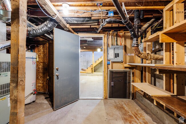 Building Photo - 8544 S 300 E