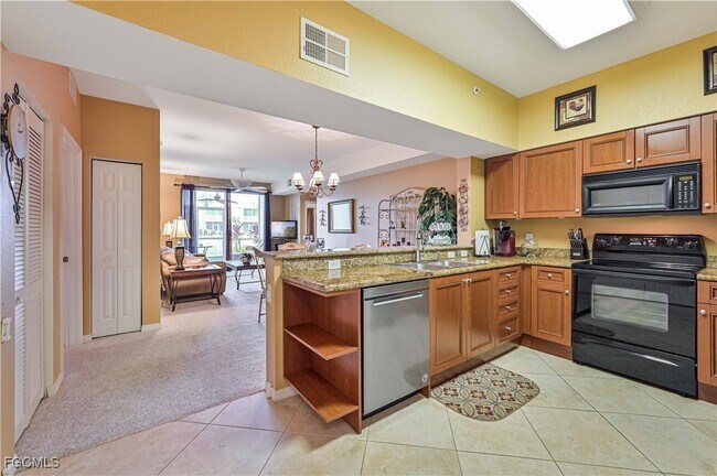Building Photo - 20201 Estero Gardens Cir