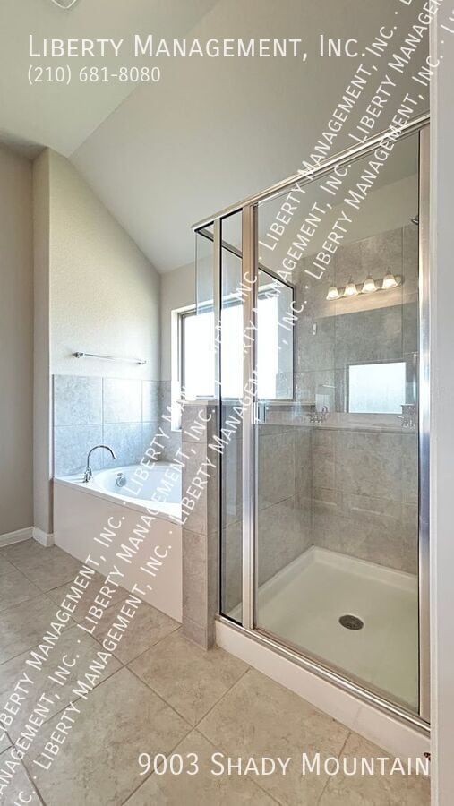 Building Photo - 9003 Shady Mountain