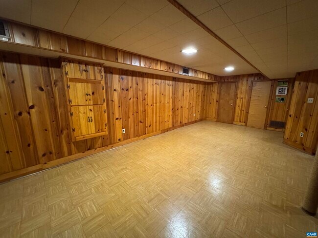 Building Photo - 126 Azalea Dr