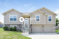Building Photo - 5 Bedroom Pet-Friendly Home in Belton, MO with Main Street Renewal