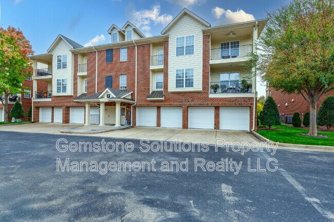 Primary Photo - 3201 Aspen Grove Dr