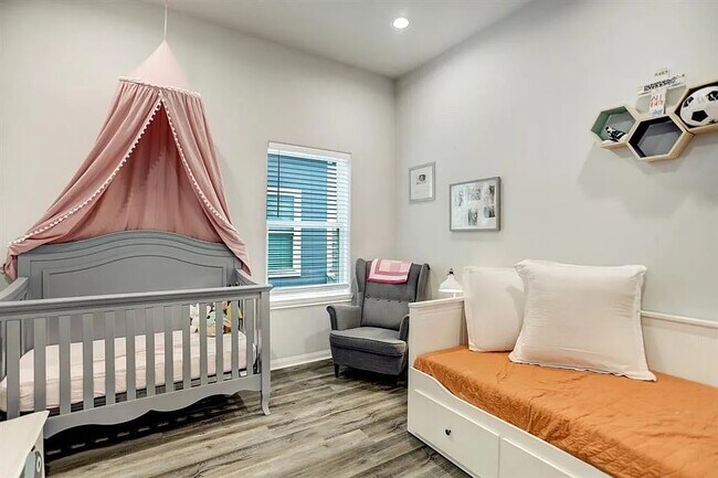 Building Photo - 4906 Paradigm Ln