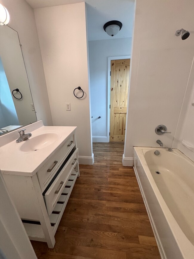 Building Photo - 4116 Dorris St