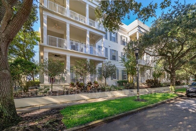 Primary Photo - 1594 Common Way Rd