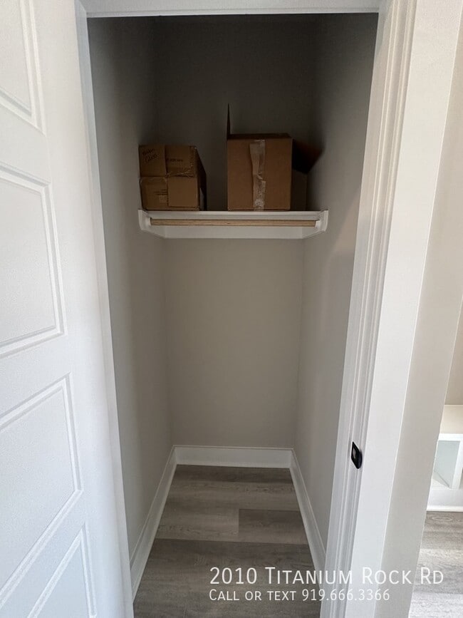 Building Photo - 2010 Titanium Rock Rd