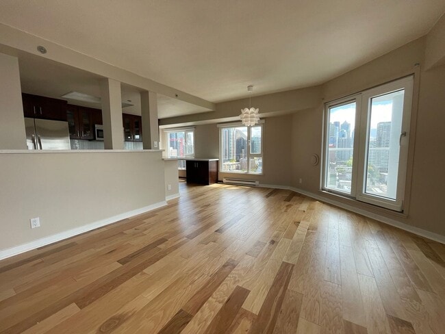 Building Photo - Beautiful Home In Arbor Place Tower