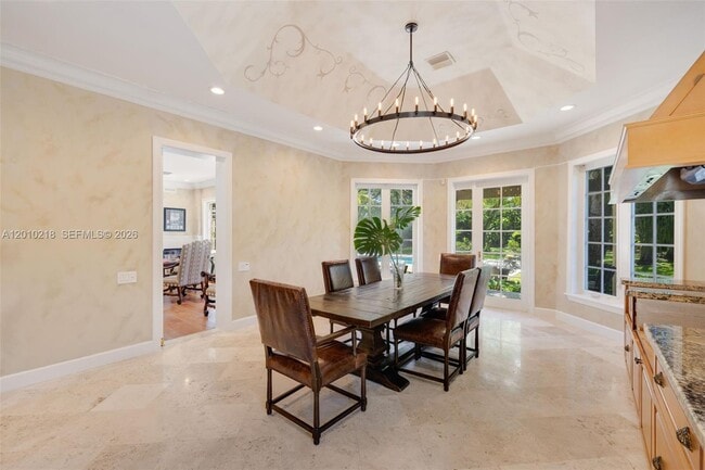 Building Photo - 6905 SW 75th Ave