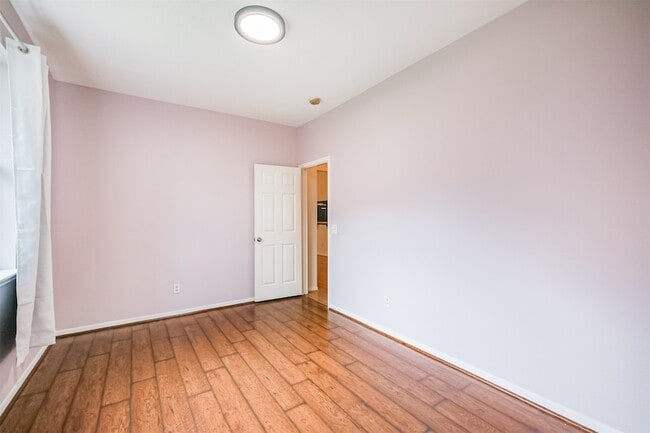 Building Photo - 18422 Cobblestone Dr