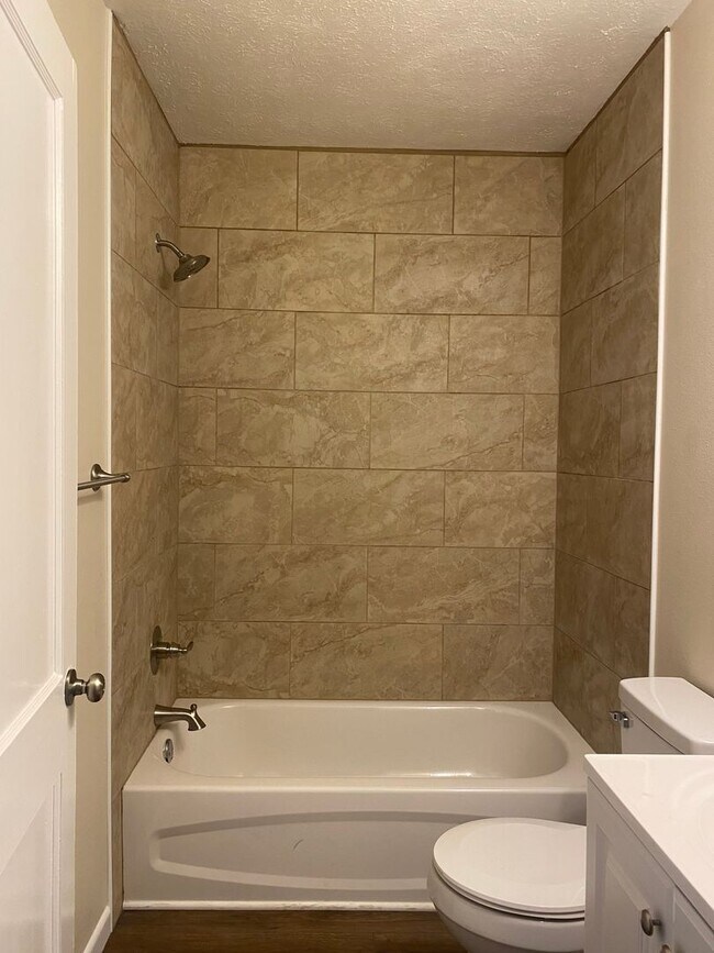 Building Photo - REFRESHED 2 BEDROOM, 1 BATH BELTON ISD