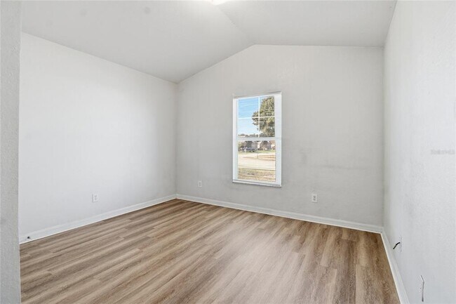 Building Photo - 2764 Rochelle Dr