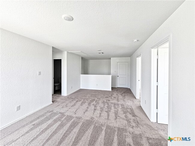 Building Photo - 805 Riviera Ct