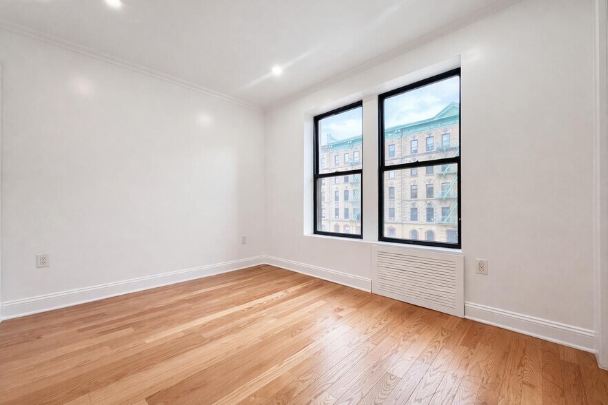 Building Photo - 125 Sherman Ave