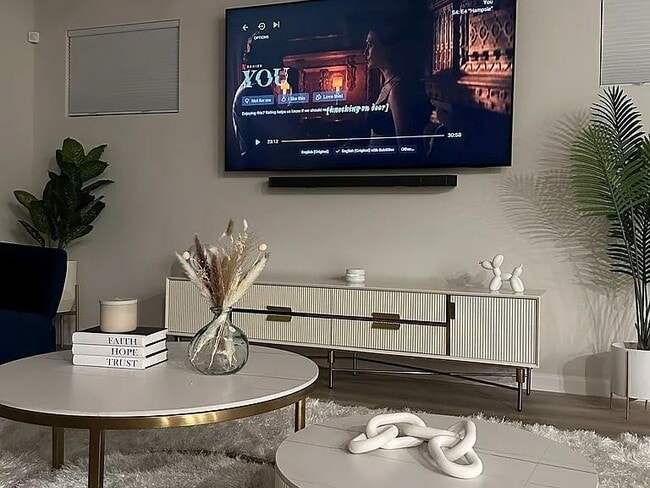 Building Photo - 1177 Sunny Lk Dr