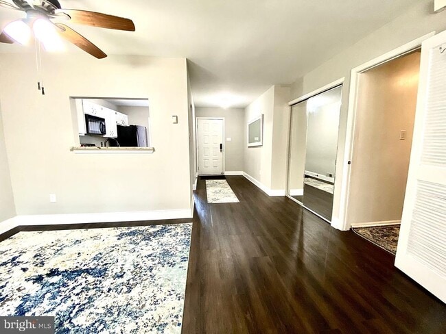 Building Photo - 803 Chesterwood Ct