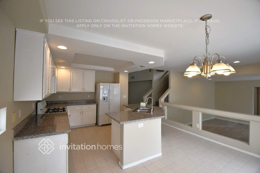 Building Photo - 8664 Raindrop Canyon Ave