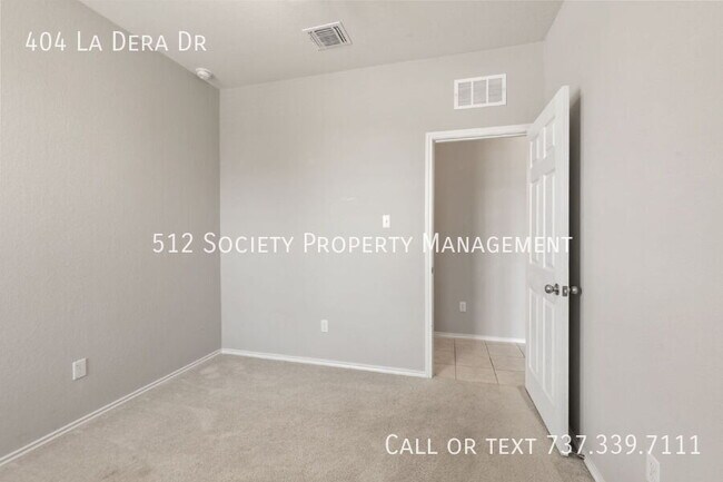 Building Photo - 404 La Dera Dr