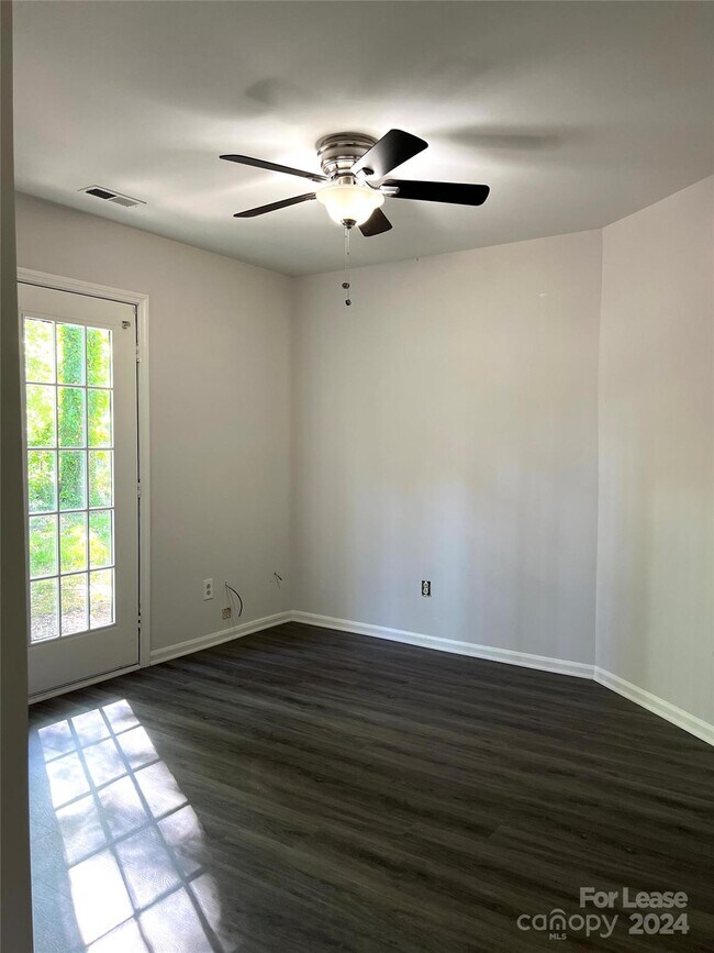 Building Photo - 4509 Gaynelle Dr