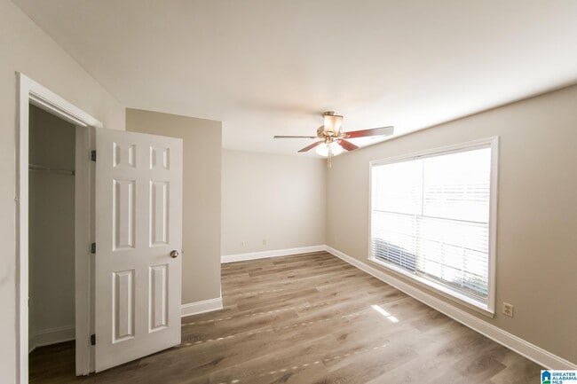 Building Photo - 5440 Virginia Way