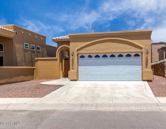 Building Photo - 11673 Sugar Bay Way