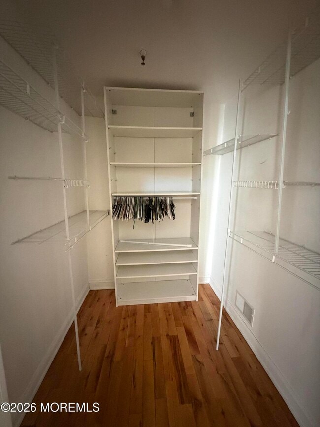 Building Photo - 616 Mattison Ave