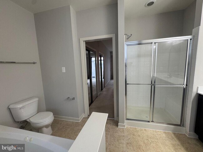 Building Photo - 1415 Trafalgar Ln