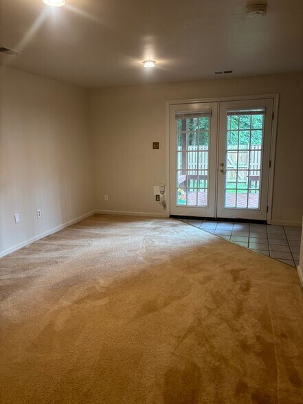 Building Photo - 3961 Conquest Ct