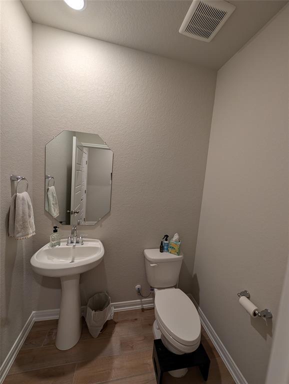 Building Photo - 3030 Charyn Wy