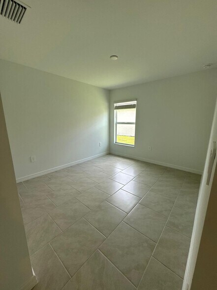 Building Photo - 12312 Amber Waves Rd