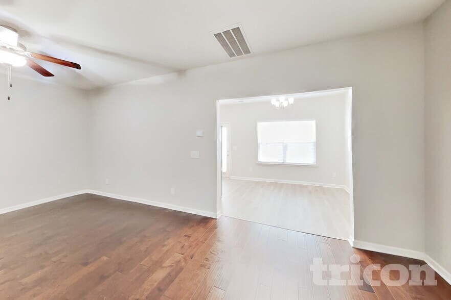 Building Photo - 209 Ashmere Ct