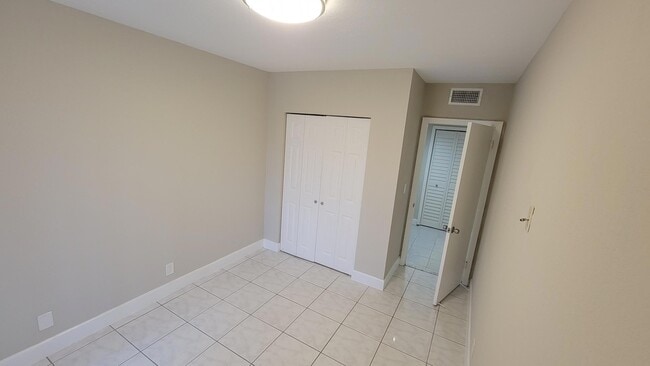 Building Photo - 6289 Lear Dr