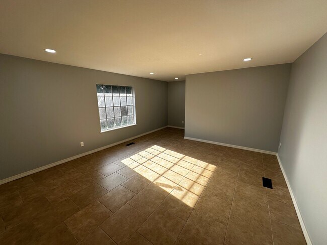 Building Photo - 8031 NW 31st Terrace