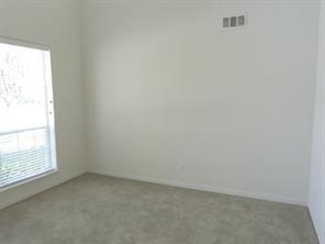 Building Photo - 1029 Delaware Dr