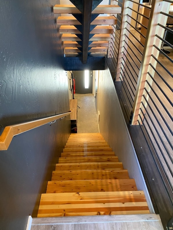 Building Photo - 618 S Denver St