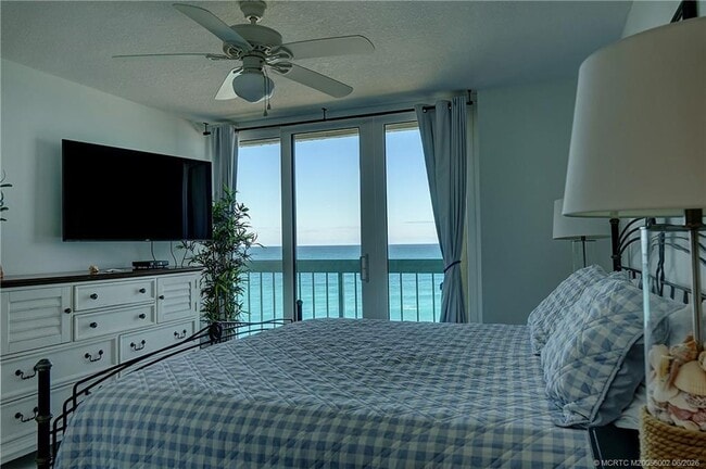 Building Photo - 9940 S Ocean Dr