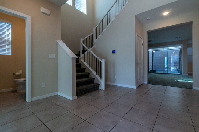 Building Photo - 544 Ruby Mesa Ave