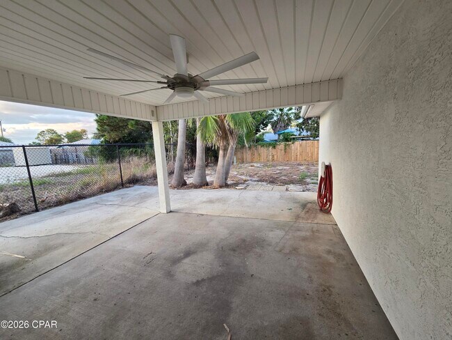 Building Photo - 5810 Sunset Ave