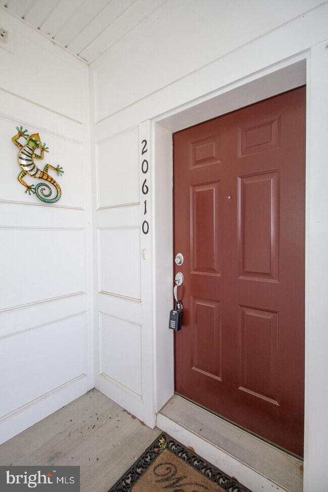 Building Photo - 20610 Maitland Terrace