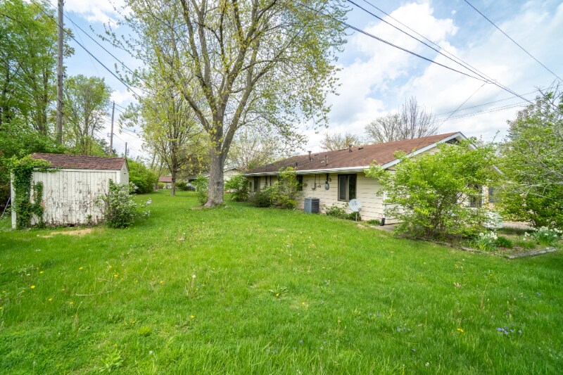 Building Photo - 3303 Hobson Rd