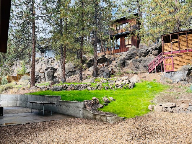 Building Photo - 19544 SW Century Dr