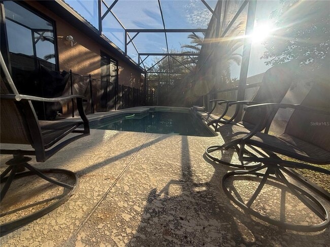 Building Photo - 3042 Camino Real Dr S