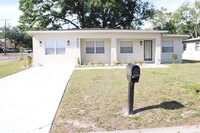 Building Photo - 3402 E Fern St