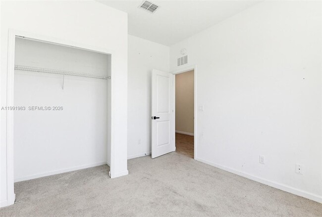 Building Photo - 1034 Chelan Falls Dr
