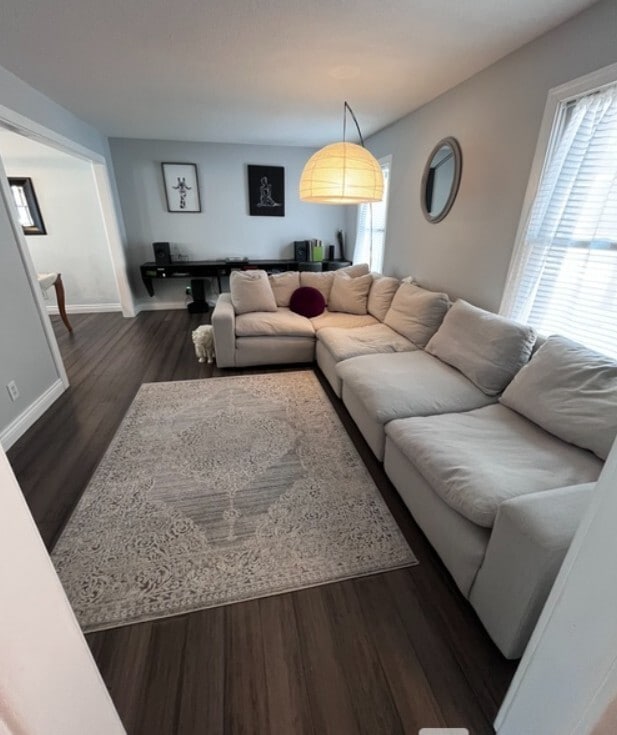 Building Photo - 3430 Urbandale Ln N