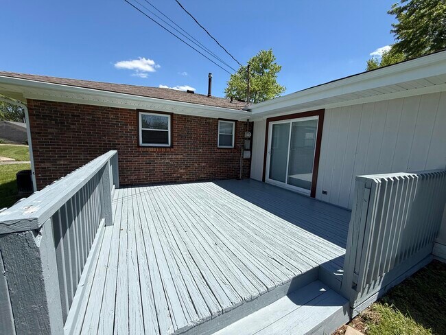 Building Photo - 2653 Twinbrooke Ln