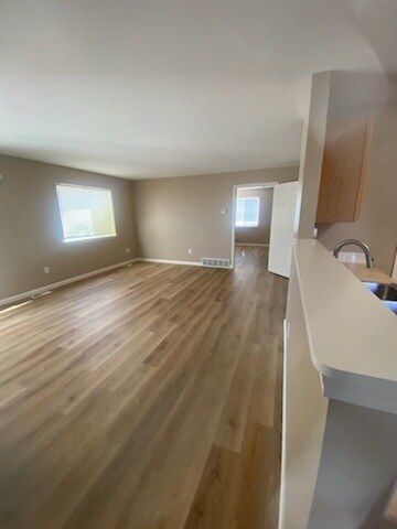 Building Photo - 712 Oakmont Rd