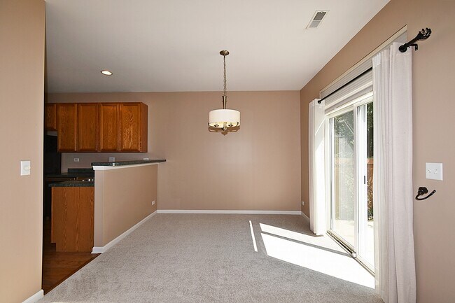 Building Photo - 312 Fairmont Ct