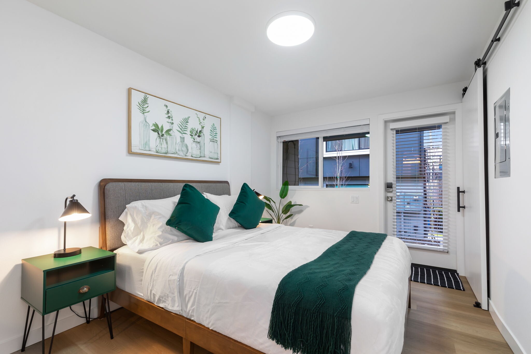 Building Photo - 7510 43rd Ave S