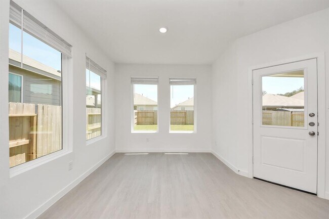 Building Photo - 10650 Ellerston Rd
