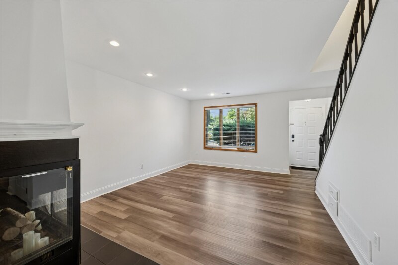 Building Photo - 128 Granite Hill Ct